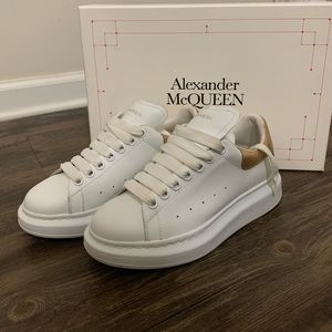 Alexander McQUEEN oversized sneakers